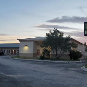 La Bonita Inn&Suites - McCamey Exterior photo