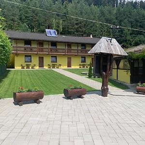 Hotel Miroslav Bednár-Bedomir Huta Exterior photo