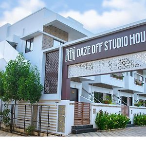 Hotel Daze Off Studio House Bhuj Exterior photo