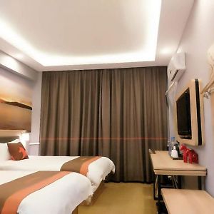 Jun Hotels Shandong Zaohuang Tengzhou Jinghe West Road Exterior photo