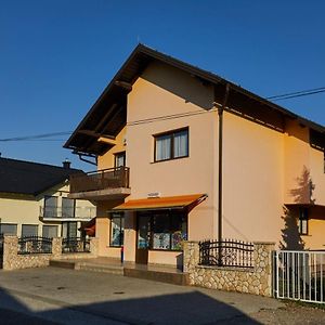 Appartamento Sutjeska Modrica Exterior photo