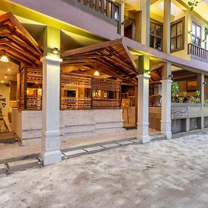 Hotel West Sands Ukulhas Exterior photo