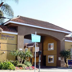 Sunburst Spa & Suites Motel Los Angeles Exterior photo