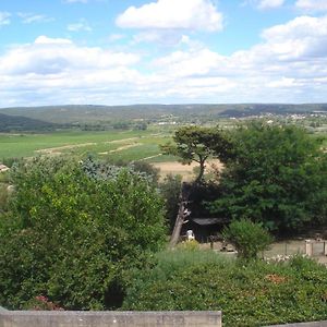 Locastillon Bed and Breakfast Exterior photo