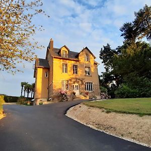 La Garenne Bed and Breakfast Bricquebec Exterior photo