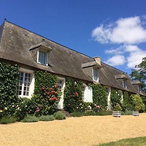 La Moulinière, jolie longère du XVIIè Bed and Breakfast La Jaille-Yvon Exterior photo