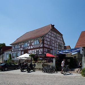 Hotel Gasthaus & Pension Zur Guten Quelle Molsdorf Exterior photo