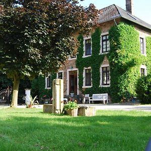 Hof Liebeneck Bed and Breakfast Osterspai Exterior photo