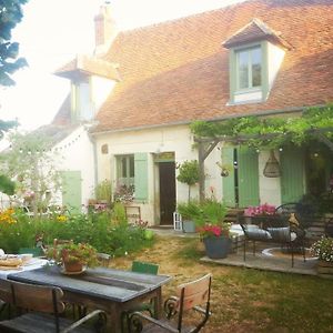 Chambre d'hôtes à la campagne Nevers Bed and Breakfast Challuy Exterior photo