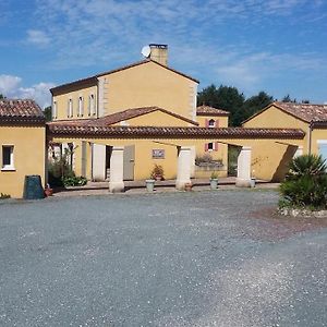 La Marviniere Bed and Breakfast Saint-Bonnet-sur-Gironde Exterior photo