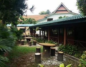 Ayer Keroh Country Resort Melaka Exterior photo