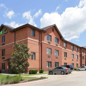 Hotel Baymont By Wyndham Bedford-Dallas Exterior photo