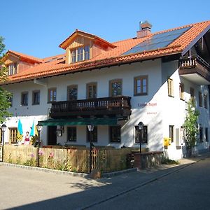 Hotel Landhof Angstl - Gaestezimmer Und Tagungsraum Höslwang Exterior photo