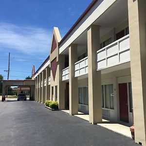 Astoria Hotel Danville North Exterior photo