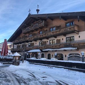 Ferienhotel Alpenhof Aurach bei Kitzbühel Exterior photo