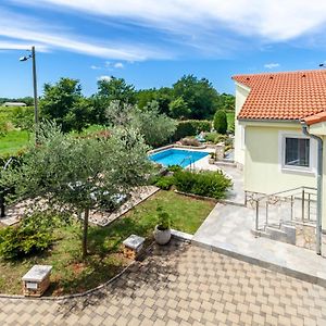 Villa Sole Istria, holliday villa near Pula Marčana Exterior photo