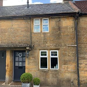 Cottage In The Heart Of Montacute Exterior photo