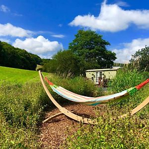 Mid Wales Luxury Huts Villa Darowen Exterior photo