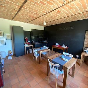 Il Noccioletto Bed and Breakfast Mombaruzzo Exterior photo