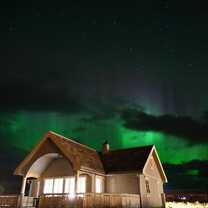 Banpim Beachside Lofoten Villa Ramberg Exterior photo