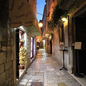 Town House In The Centre Of Historic Trogir Villa Exterior photo