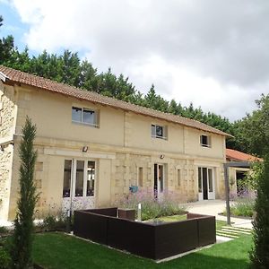 Château Lacroix de Civrac 4 étoiles, 3 ch, 7 pers Civrac-de-Blaye Exterior photo