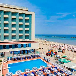 Hotel Majestic Bellaria-Igea Marina Exterior photo