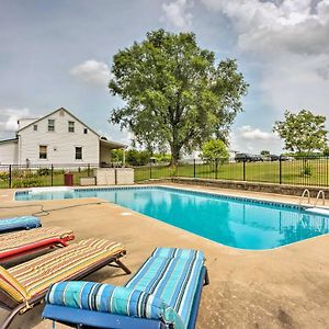 Appartamento Cozy Missouri Retreat With Pool, Pond And Fire Pit! Berger Exterior photo