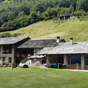 Hotel Cà Praudin Vico Canavese Exterior photo