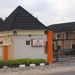 Room In Lodge - Nest Spa And Suites Ibadan Exterior photo