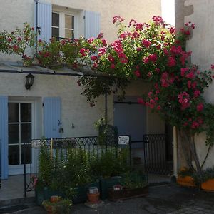 Gite La Grange Au Coeur De La Provence Le Chaffaut-Saint-Jurson Exterior photo
