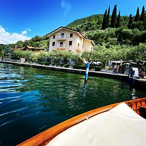 Hotel La Foresta Monteisola Monte Isola Exterior photo