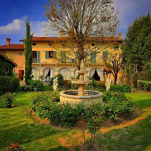 Cascina CORTEPRIMAVERA, B&B del Baliot Passirano Exterior photo