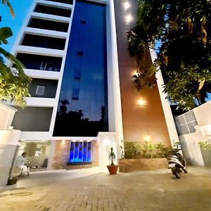 Hotel Iswarya Residency Kottayam Exterior photo