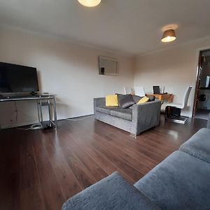 Appartamento Carvetii - Stuart House - 1St Floor Flat Sleeps Up To 8 Falkirk Exterior photo