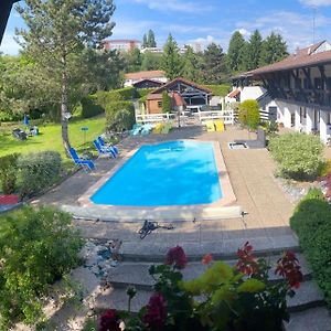 Hotel La Vieille Ferme Étupes Exterior photo