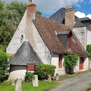 Le Moulin Hodoux Bed and Breakfast Luynes  Exterior photo