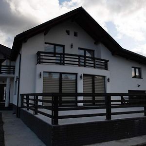 Hotel Casa Florus Sighetu Marmaţiei Exterior photo