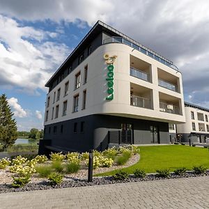 Leeloo Aparthotel Człuchów Exterior photo