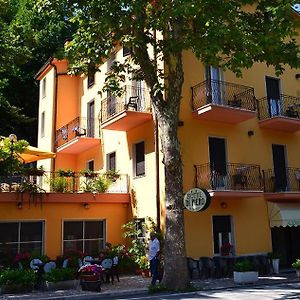 Albergo Di Piero Caramanico Terme Exterior photo