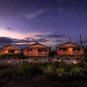 Hotel -Pet Friendly- Miners Cabin #5 -Two Double Beds - Private Balcony Tombstone Exterior photo