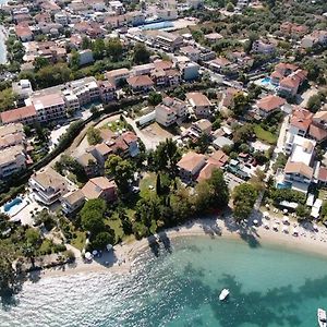 Dionysos Studios Apartments Nidri Lefkas Exterior photo