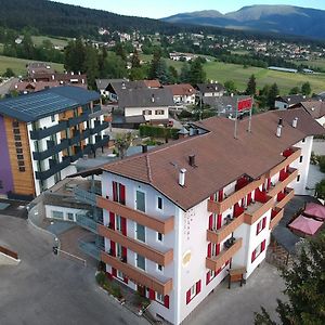 Hotel Panorama Wellness&Resort Malosco Exterior photo