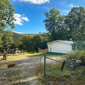 Port Jervis Home About 8 Acres With Mountain View! Exterior photo