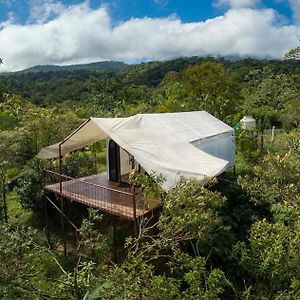 Garza Del Sol Glamping Rio Celeste Buganvilia Exterior photo