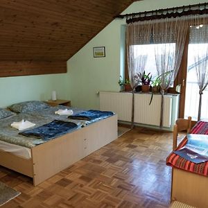 Appartamento Opg Vuk Bed&Breakfast "Carobni Snovi" Darda Exterior photo