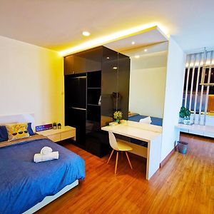 Appartamento Simfoni Level 39 Superior Designer Studio With 100Mbps Wifi & Netflix Kampong Baharu Balakong Exterior photo