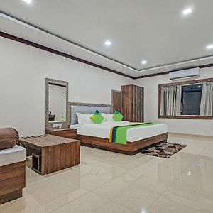 Hotel Treebo Paradise Premium Rasulgarh Bhubaneswar Exterior photo