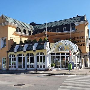 Hotel Pension Mueller Gartner Groß-Enzersdorf Exterior photo