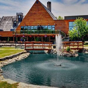 Lakeview Hecla Resort Exterior photo